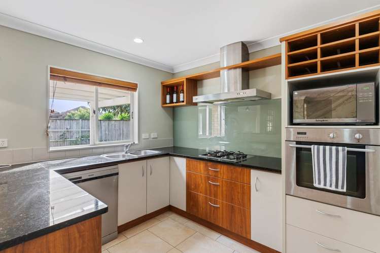 32 Coachman Drive Flat Bush_12