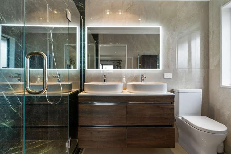 45 Leyland Crescent Swannanoa_9