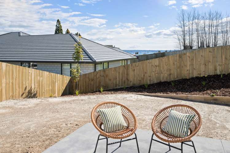 16 Kohekohe Drive Owhata_13