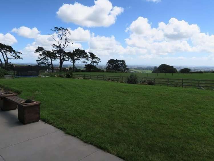 12 Lawrence Carter Drive Bombay_11