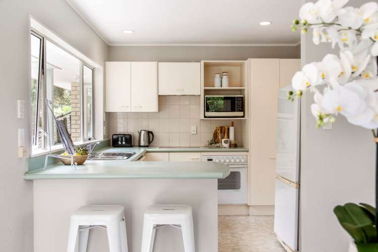 121C Ocean View Road Hillcrest_12