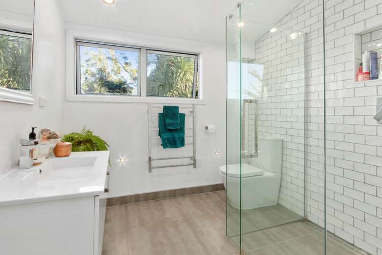 41 Upland Road Huia_10