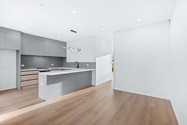 9 Herekino Street Street Herekino Westgate_10