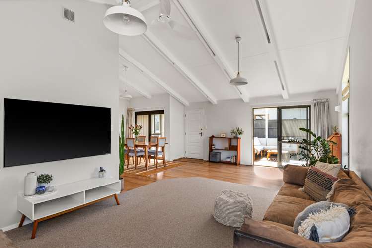 19 Laurent Place Greenmeadows_6