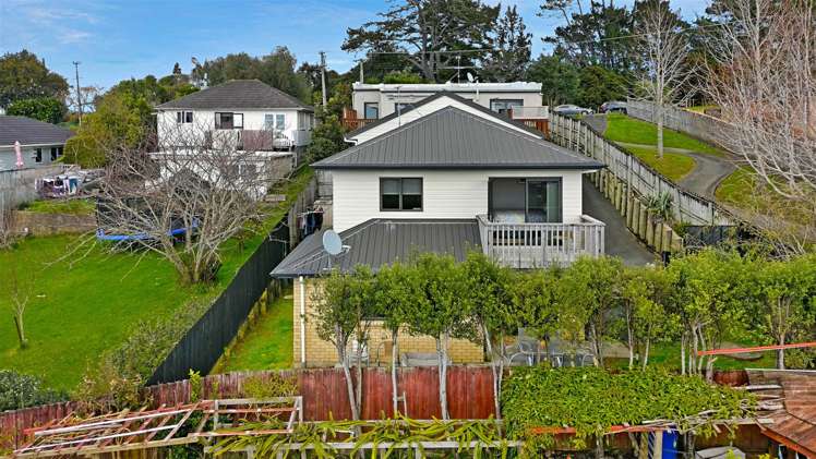 1/271 Sturges Road Henderson_18