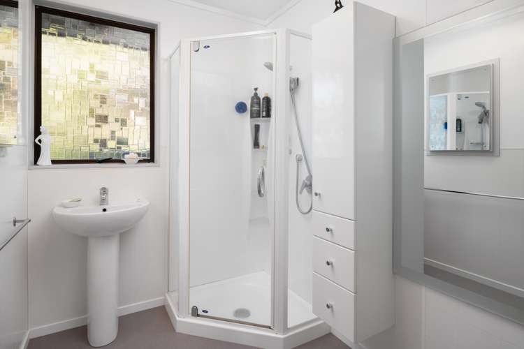 2 Belvue Bay Road Havelock_16