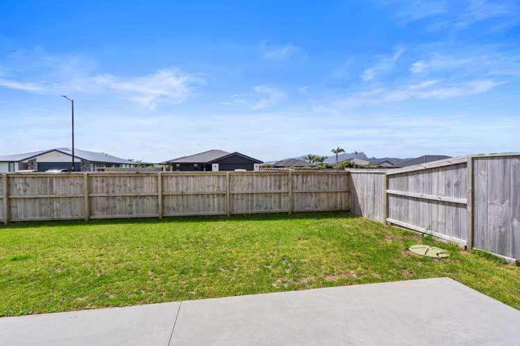 31 Saint Michael Crescent One Tree Point_34