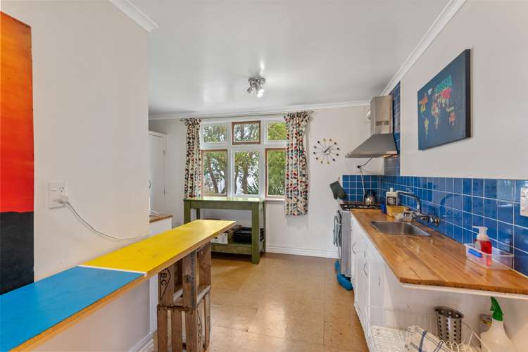 97 Leckhampton Court Clyde Hill_20