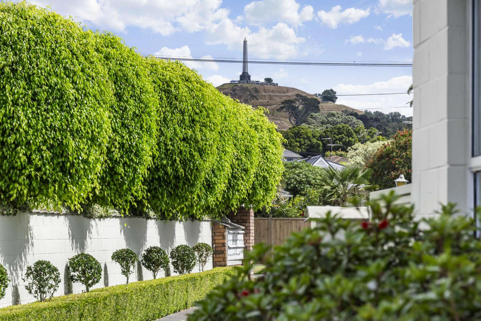 2/49a Amaru Road One Tree Hill_0