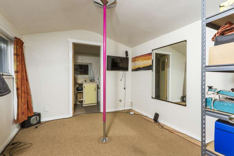 165 Whitby Road Wakefield_14