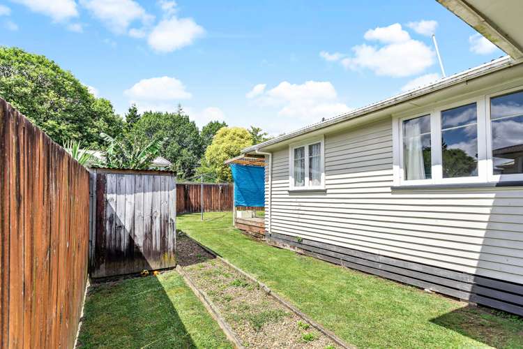 38 Lancaster Crescent Tokoroa_10
