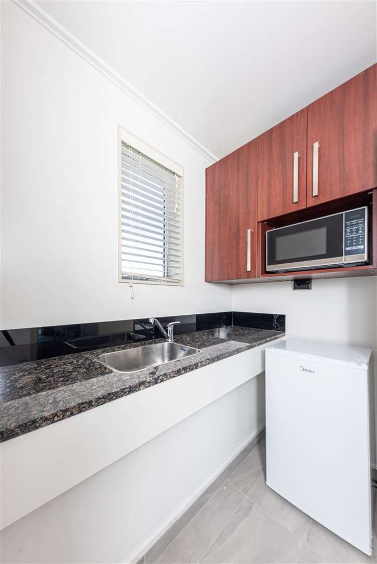 2/252 Barbadoes Street Christchurch Central_3