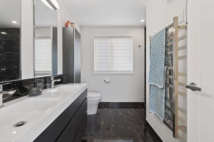 8 Celmisia Retreat Papamoa Beach_23