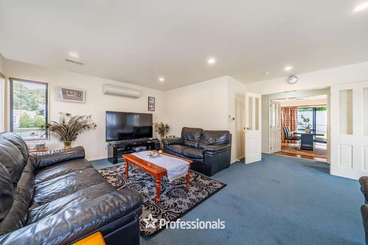 70 Redvers Drive Belmont_7