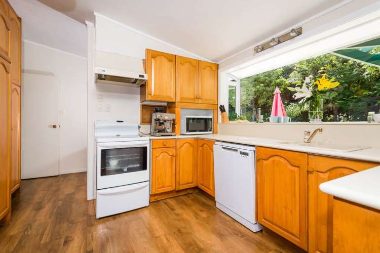 31 Martin Crescent Northcote_9