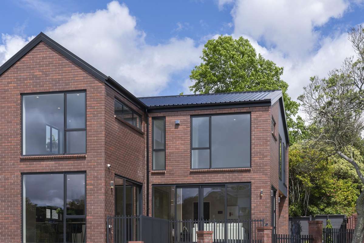 1 & 2/101 Oaktree Avenue_4