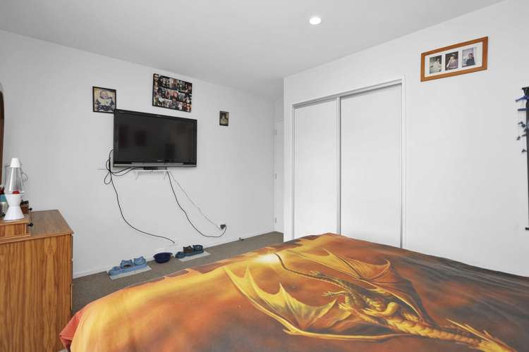 227 Racecourse Road Allenton_11