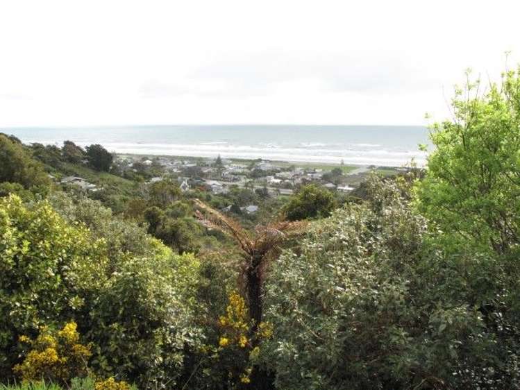33 Arnott Heights Greymouth_5