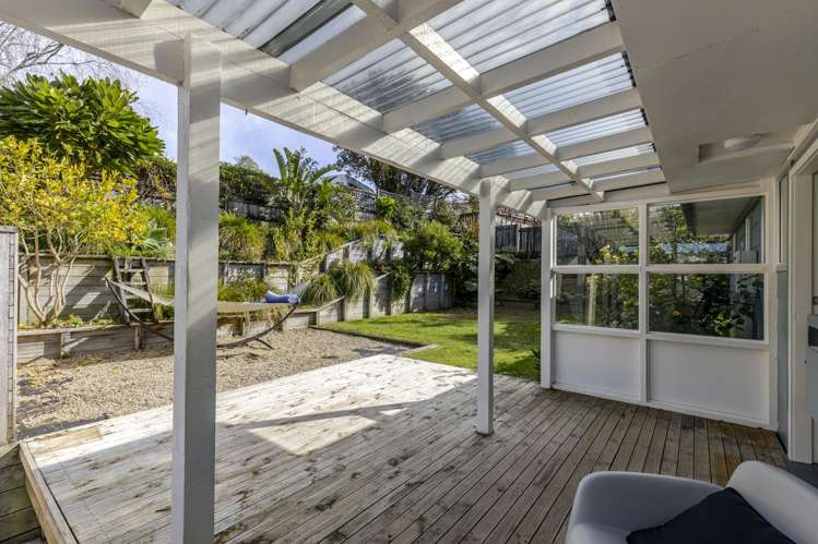 29 Kenmore Street Westown_22