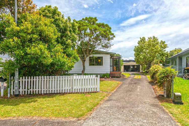 106 Waverley Place Whangamata_4