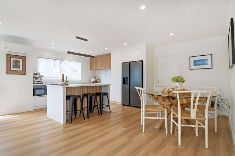 5 and 6/11 Landing Road Whakatane_7