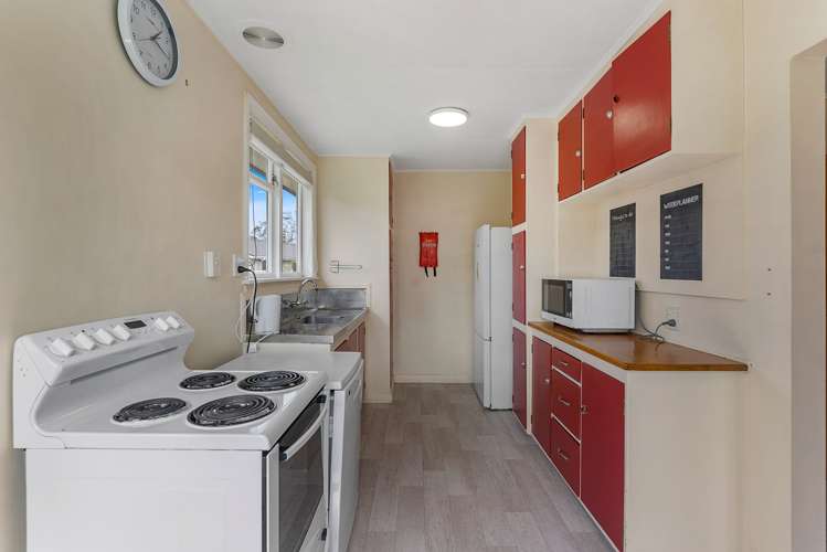 29 Coates Crescent Panmure_18