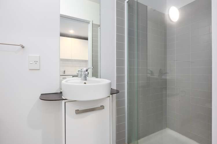 802/10 Waterloo Quadrant Auckland Central_22