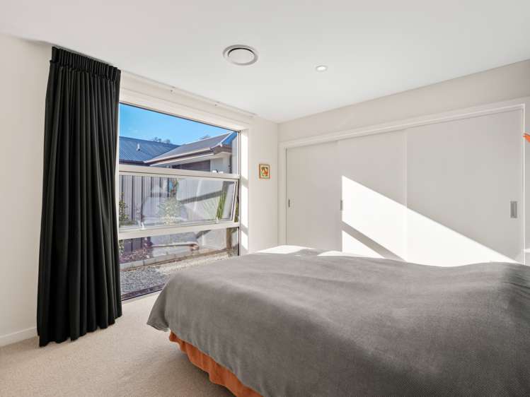 74 Risinghurst Terrace Lower Shotover_15