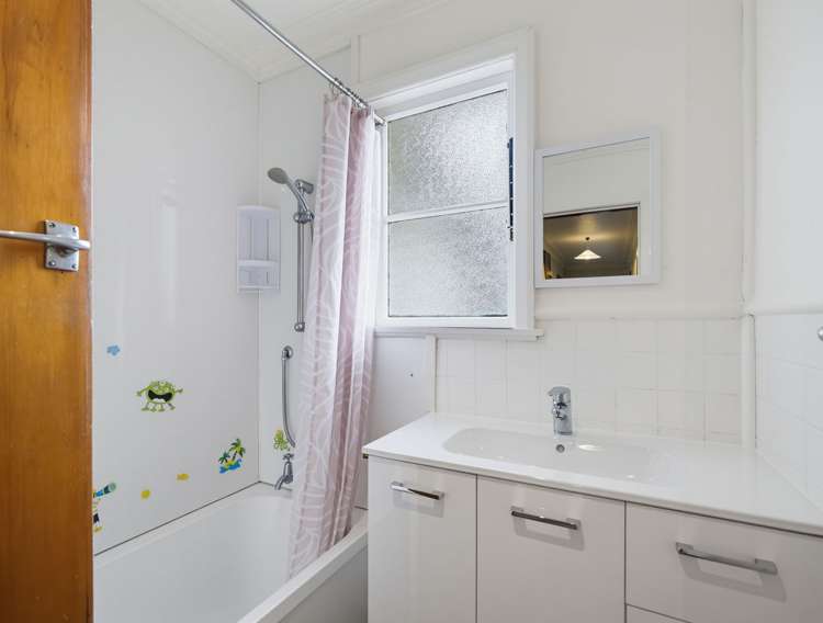 39 Harwich Street Balclutha_14