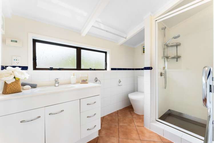 31 Stranolar Drive Mt Roskill_15