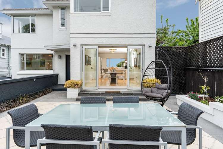 138 London Street Dunedin Central_5