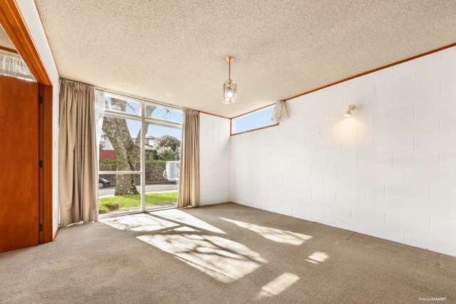 2/7 Orcades Place Lynfield_1