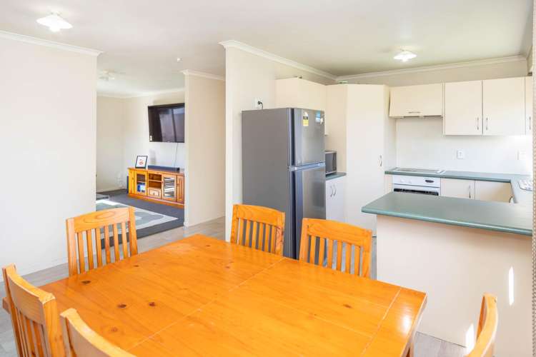 282 Thomas Road Rototuna North_9