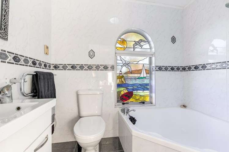 36 Duncansby Road Stanmore Bay_11