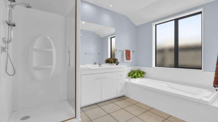 5 Rooney Place Aidanfield_11