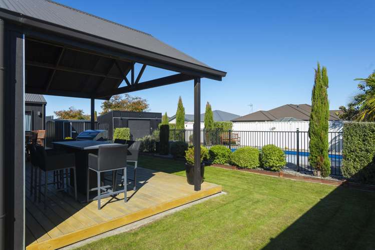 22 Fisher Place Lytton West_25