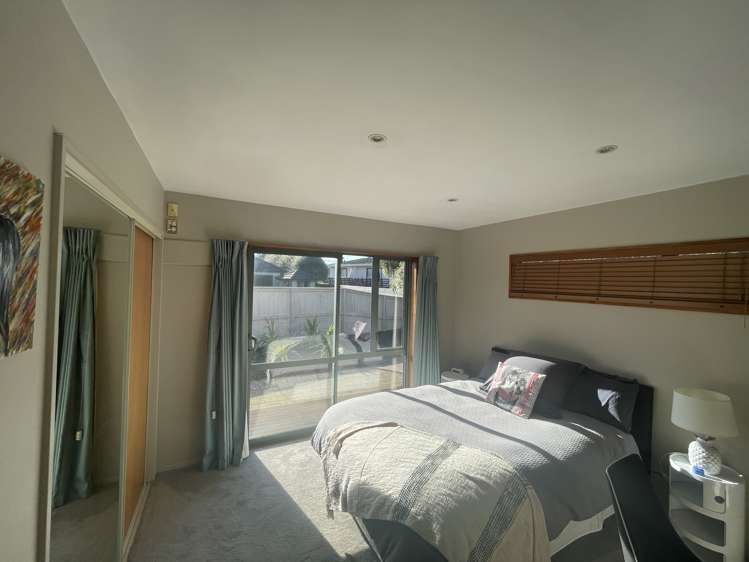 128 Lake Terrace Road Burwood_15