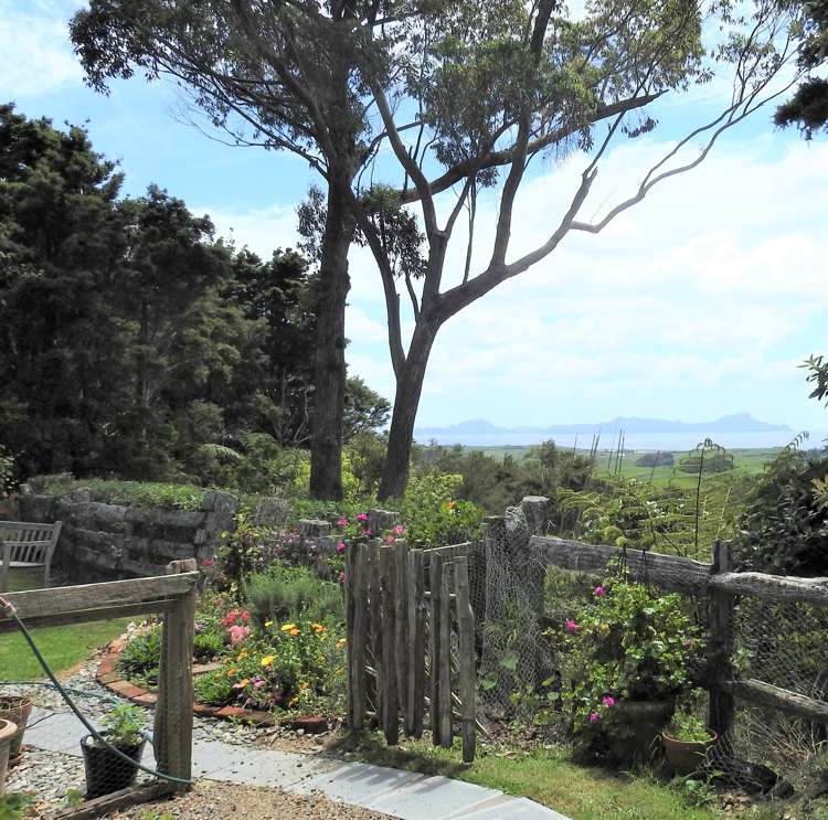 216 Massey Road Waipu_12