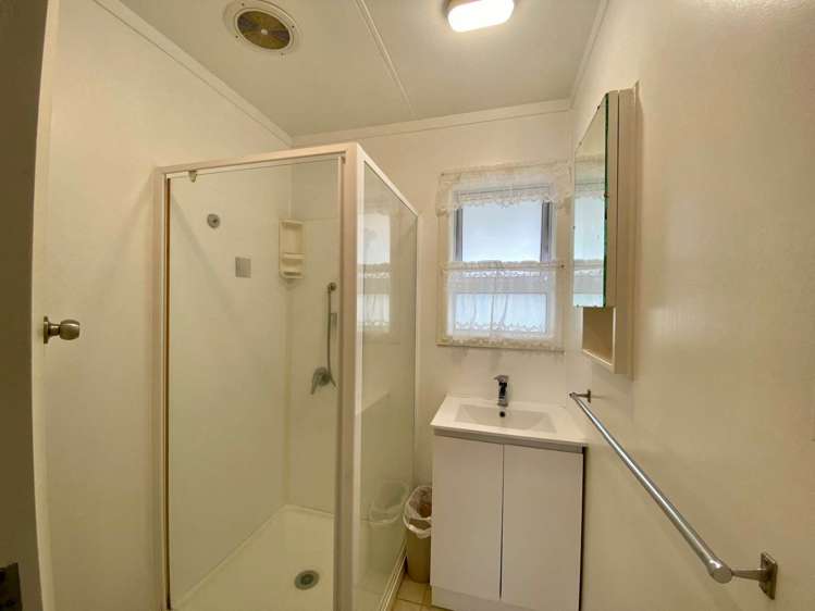 24 Blampied Road Otara_9