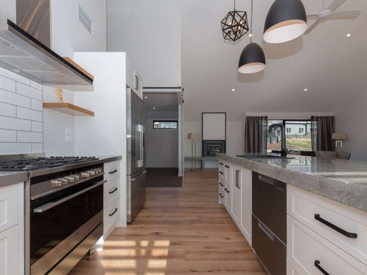 84 Infinity Drive Wanaka_3