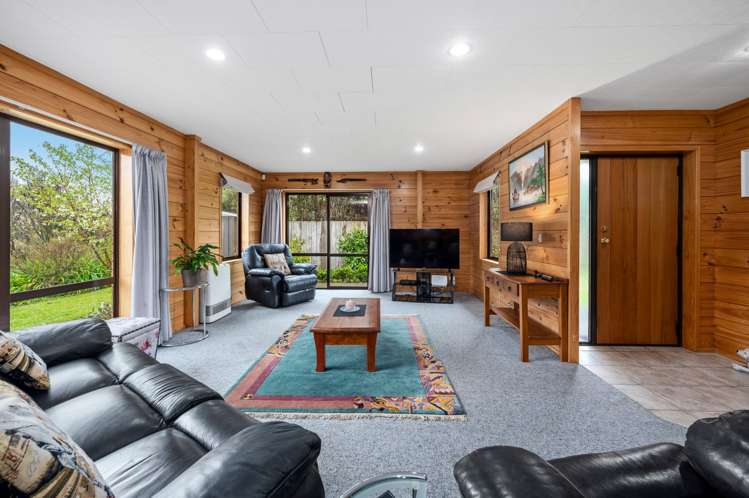 10 Heaphy Place Pukehangi_6