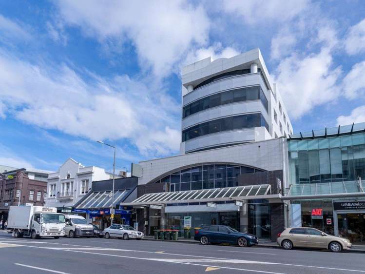 187 Broadway Newmarket_1