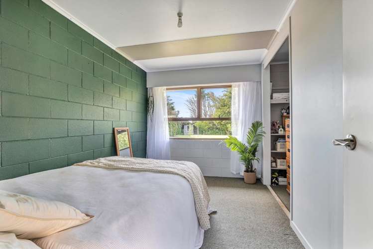 2062 South Road Otakeho_12