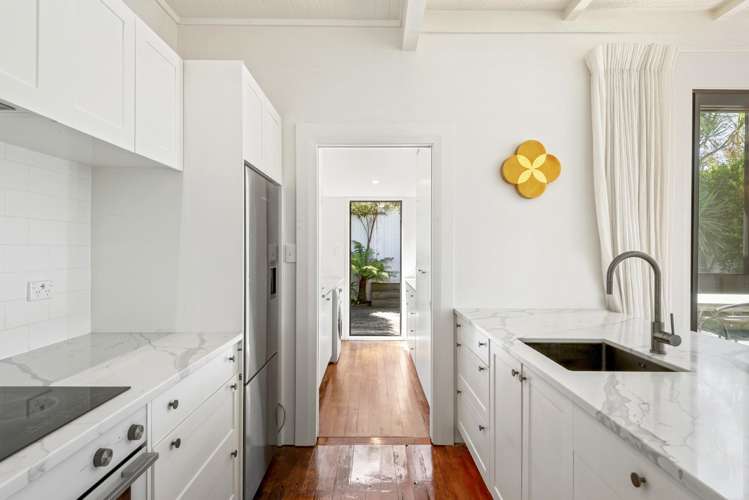 10 Costley Street Freemans Bay_12