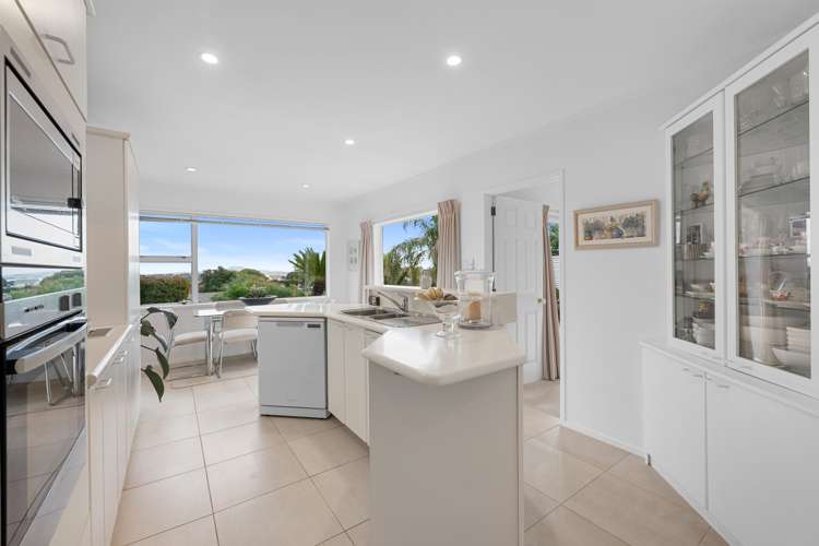 3 Copperfield Terrace Mellons Bay_8