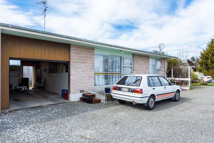 2/132 Charles Street Blenheim Central_14