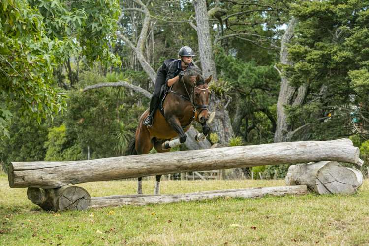 327 Upper Waiwera Road Puhoi_6