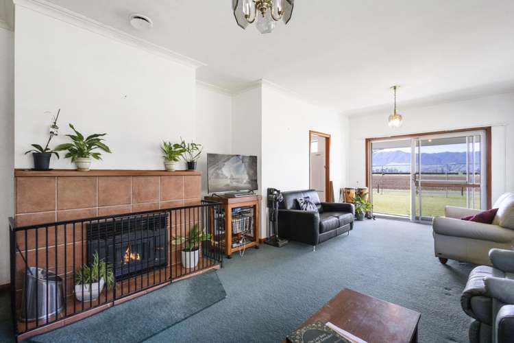 208 Livingstone Road Te Poi_11