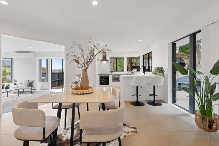 1/40 Jane Eyre Drive Somerville_19