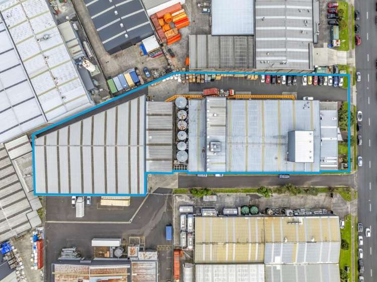 5 Sir William Avenue & 10 Barmac Place East Tamaki_7